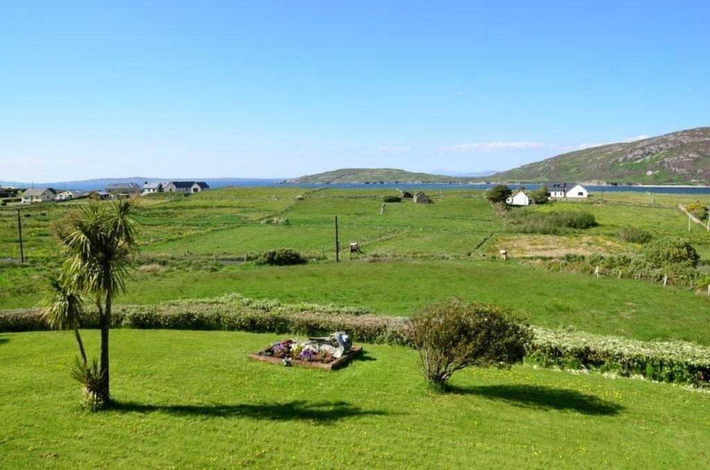Decourcey'S Hazelbrook Farmhouse B&B Cleggan Екстер'єр фото
